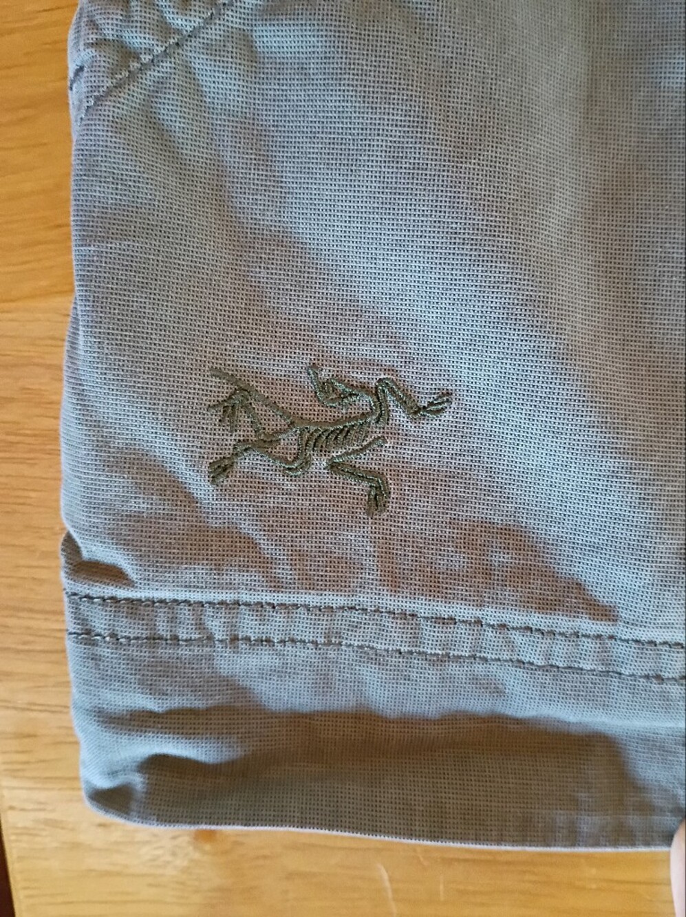 Arc'teryx Green Camden Shorts Cotton Blend Sz. 6 - Picture 5 of 9